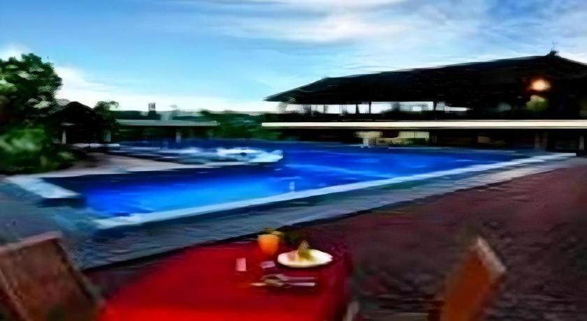 Wonua Monapa Hotel Resort Kendari Exterior photo